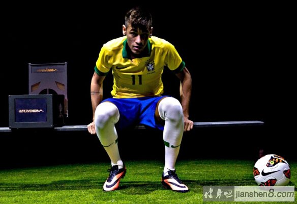2014巴西世界杯内马尔肌肉写真,最炙手可热的天才少年